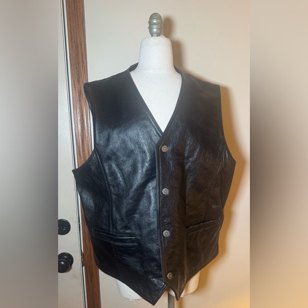 Wilsons Leather Classic Black Vest/ Moto